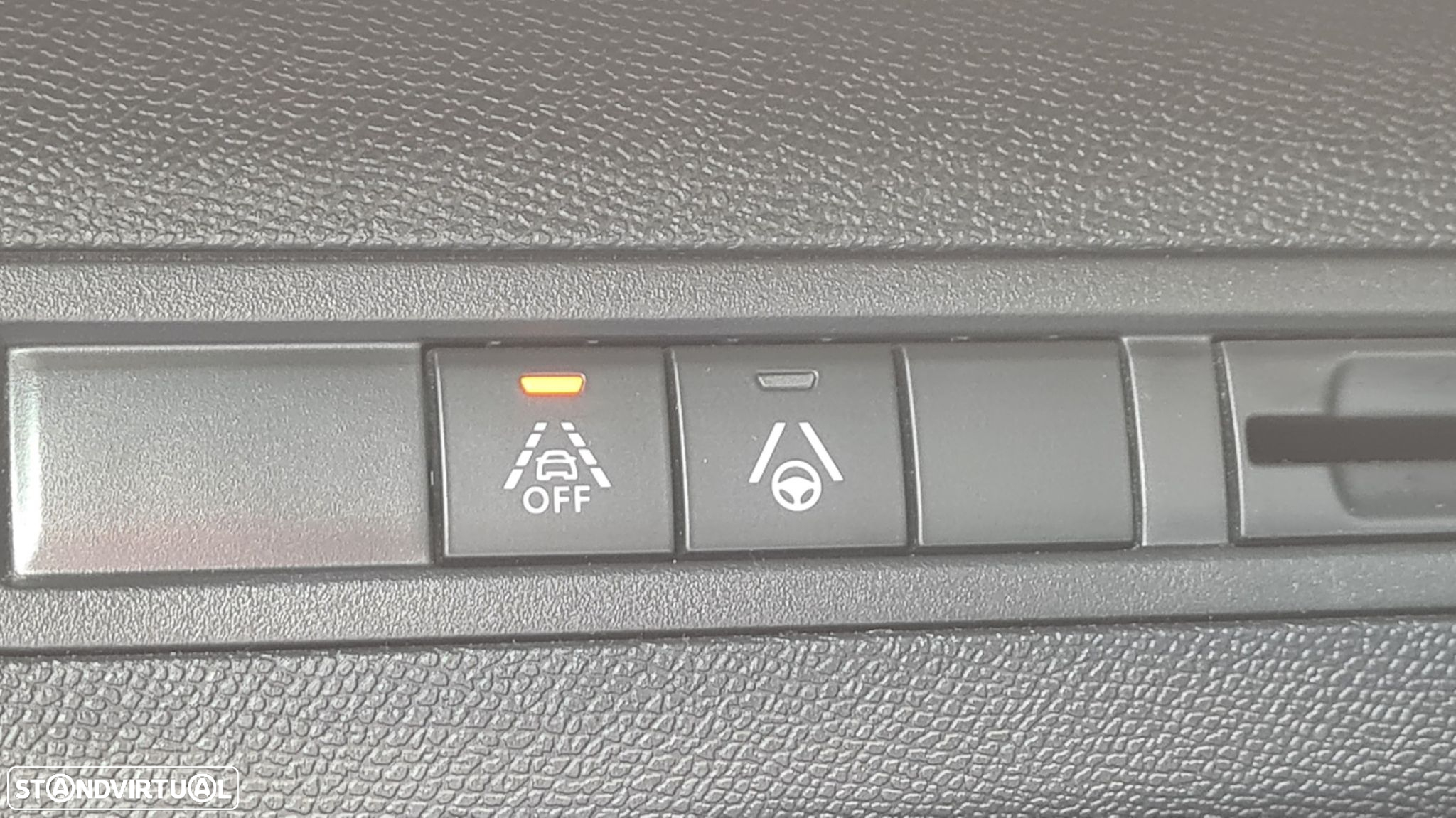 Peugeot 5008 1.5 BlueHDi GT EAT8 - 11