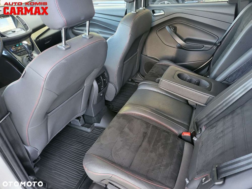 Ford Kuga - 34