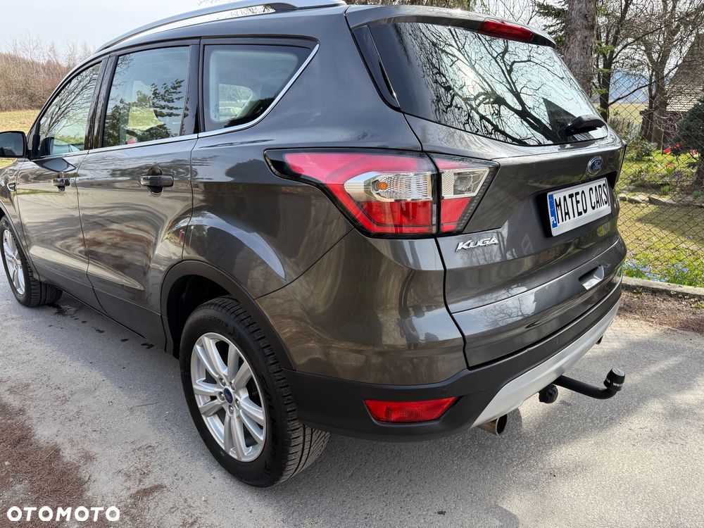 Ford Kuga - 25