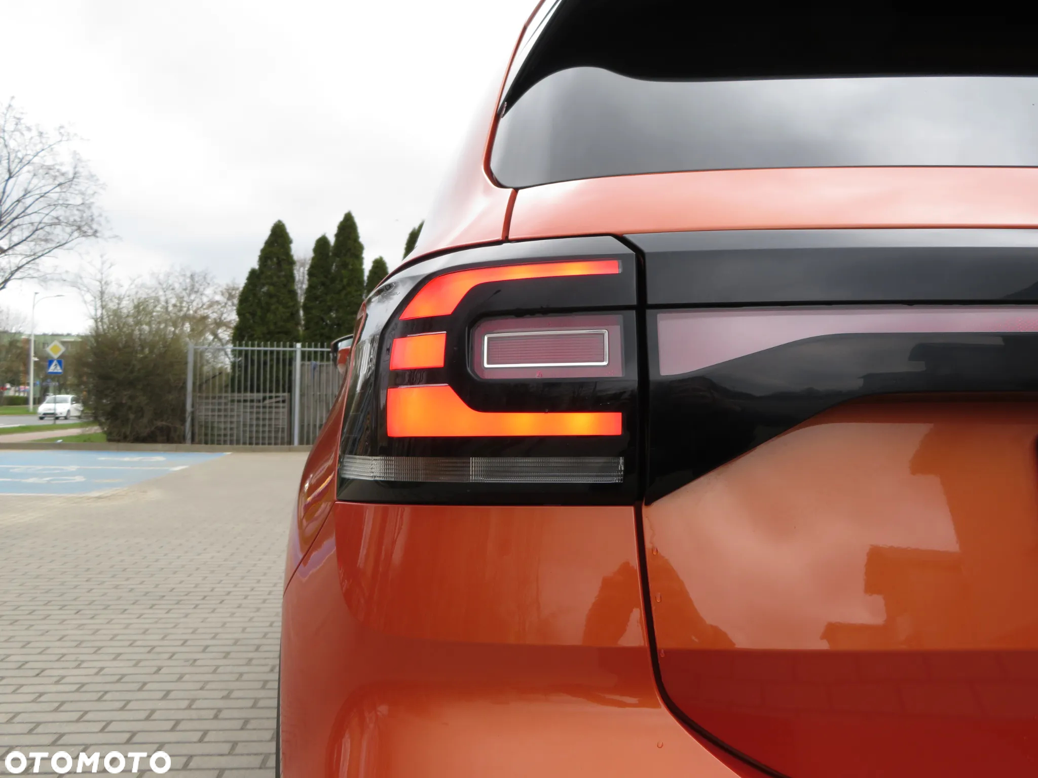 Volkswagen T-Cross 1.0 TSI Life DSG - 11