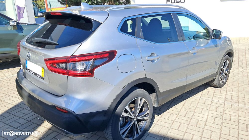 Nissan Qashqai 1.5 dCi N-Connecta J18 - 3