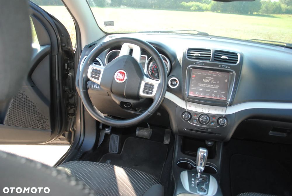 Fiat Freemont 2.0 Multijet 16V DPF Automatik Allrad Lounge - 24