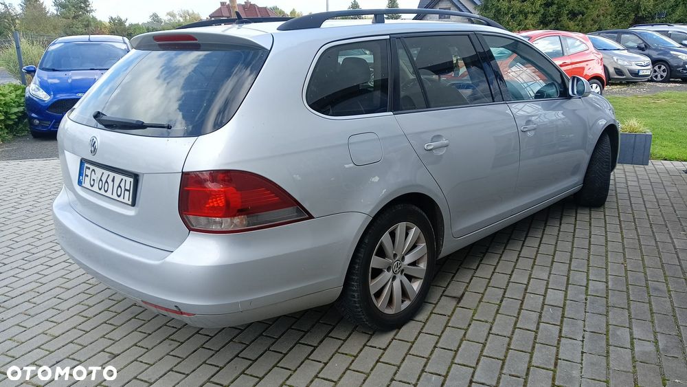Volkswagen Golf 2010 photo 3