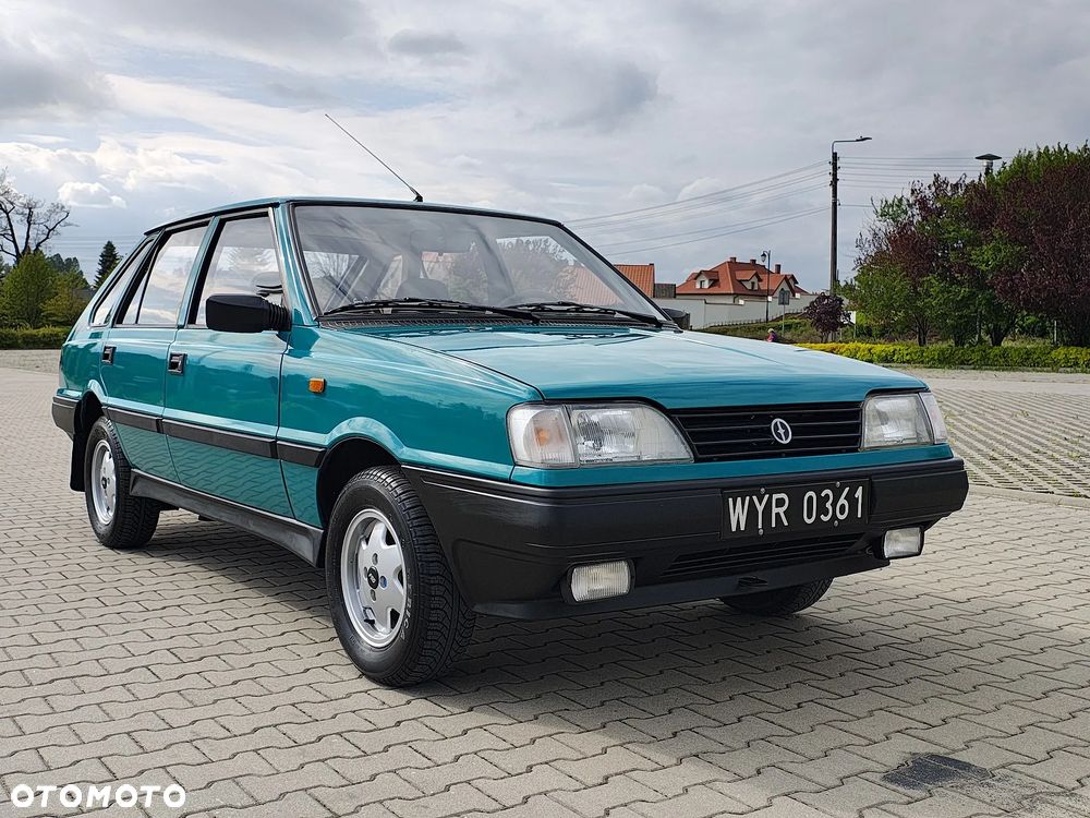 Polonez Caro - 12