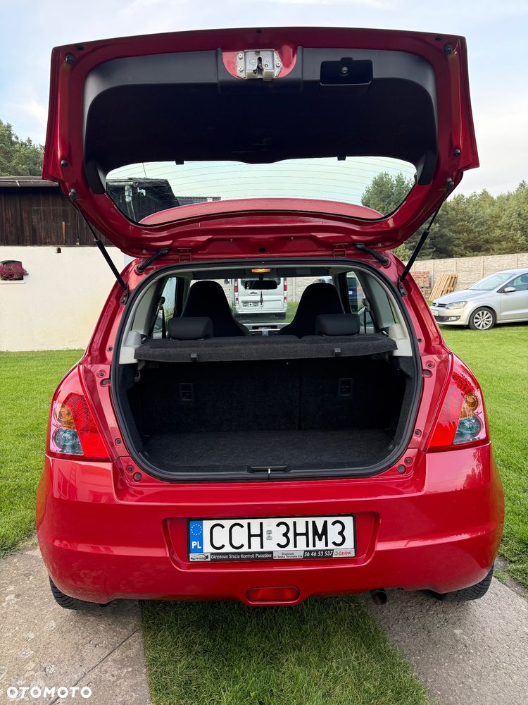Suzuki Swift 1.3 Sunlight Edition - 5