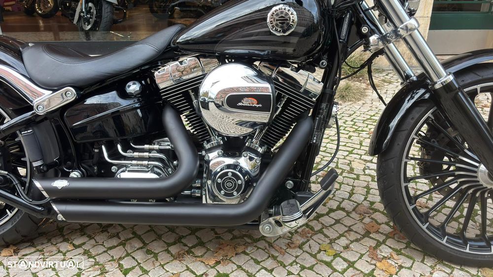 Harley-Davidson Breakout - 9