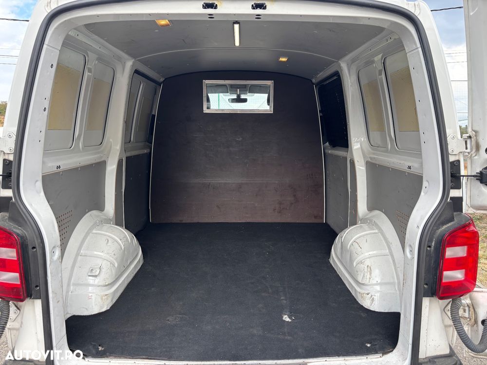 Volkswagen Transporter - 5
