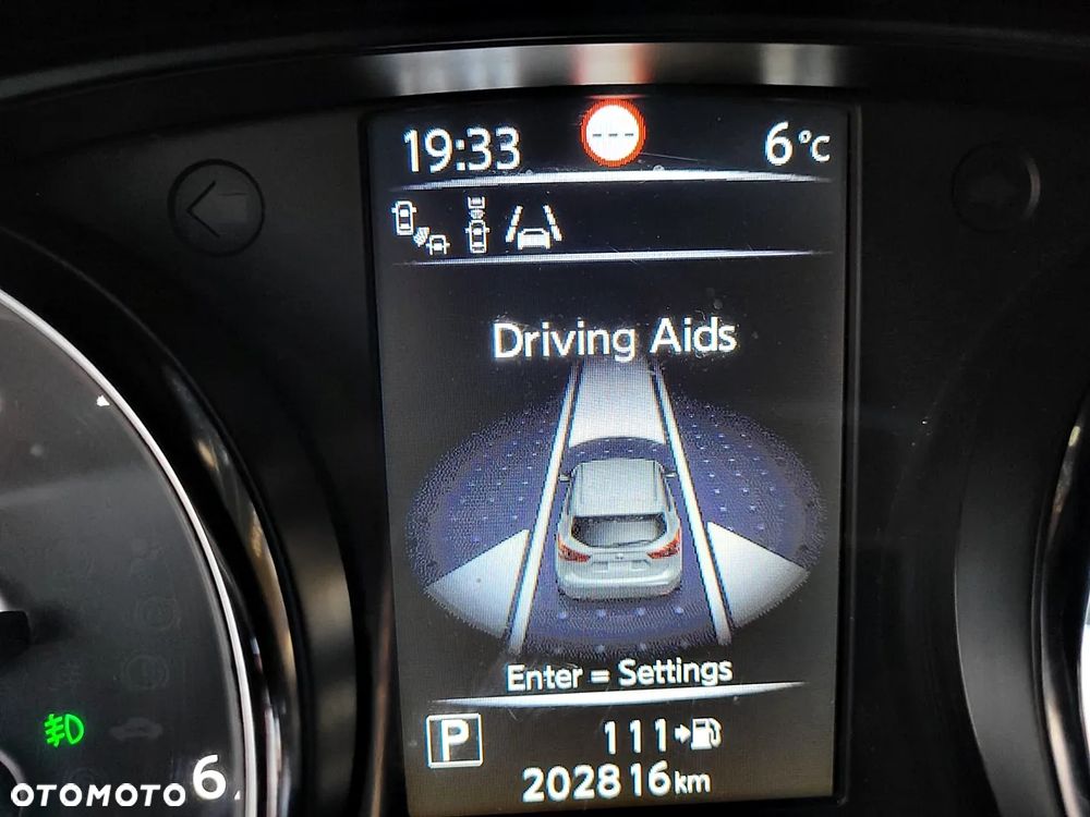 Nissan Qashqai 1.6 dCi Xtronic TEKNA+ - 21