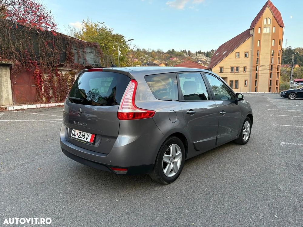 Renault Grand Scenic dCi 110 LIMITED - 14