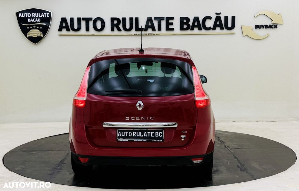 Renault Scenic - 11
