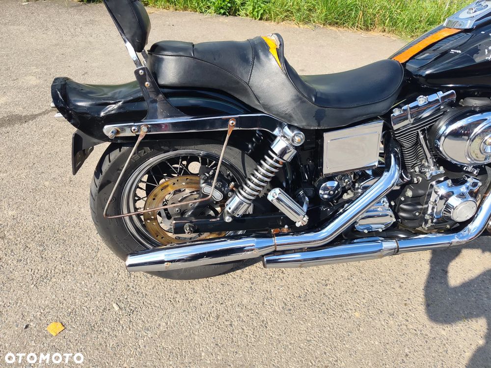 Harley-Davidson Dyna Wide Glide - 32