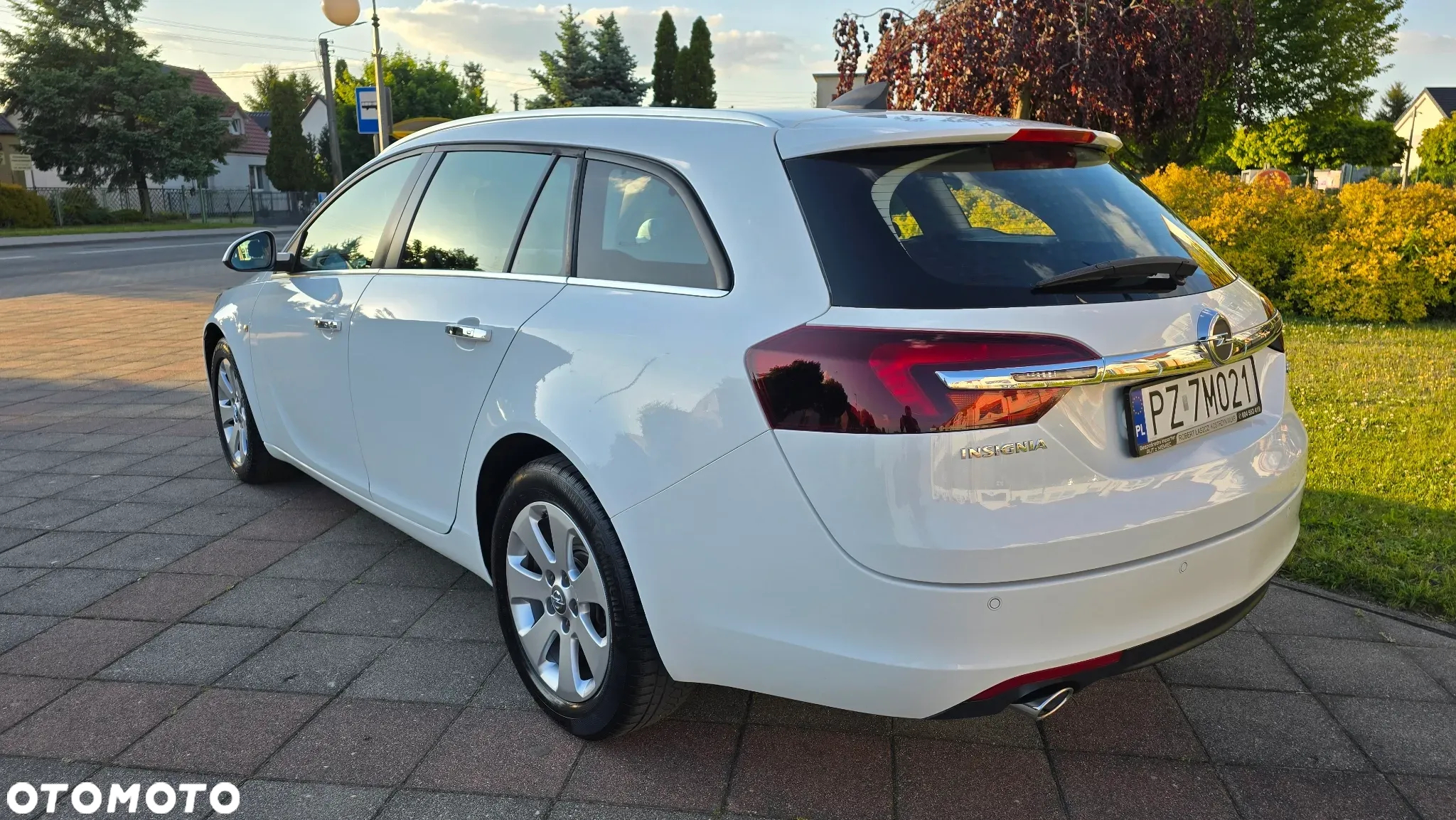 Opel Insignia Sports Tourer 2.0 Diesel Automatik Edition - 4