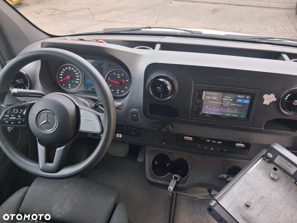 Mercedes-Benz MERCUS MB SPRINTER - 9