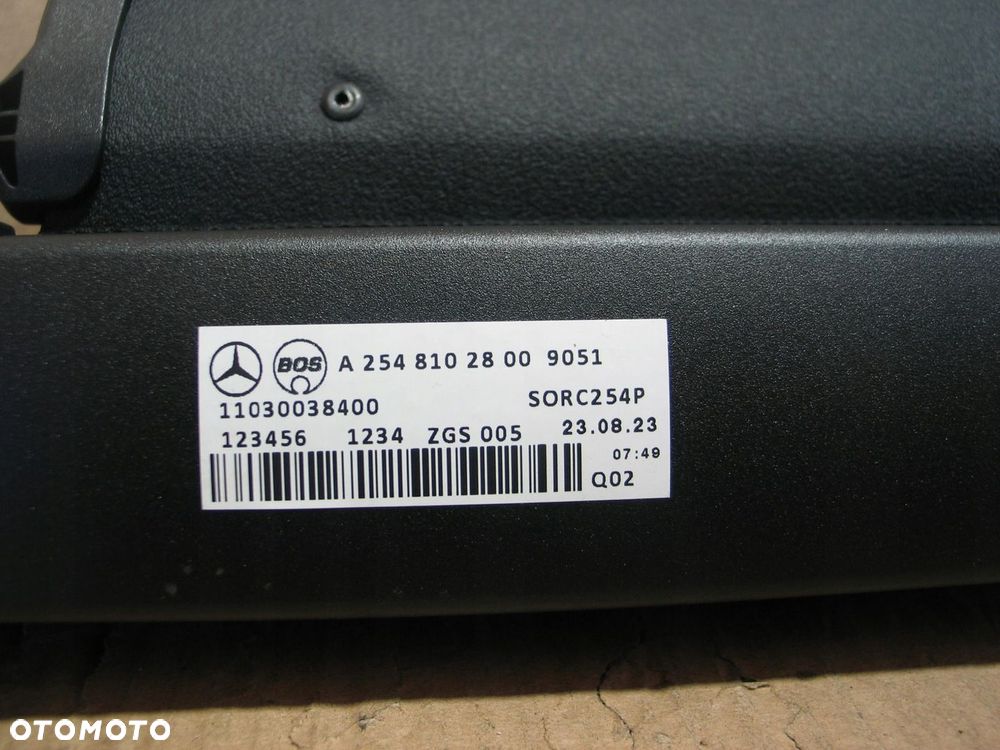Roleta bagaznika mercedes GLC coupe A254 C254 X254 22r- A2548102800 - 9