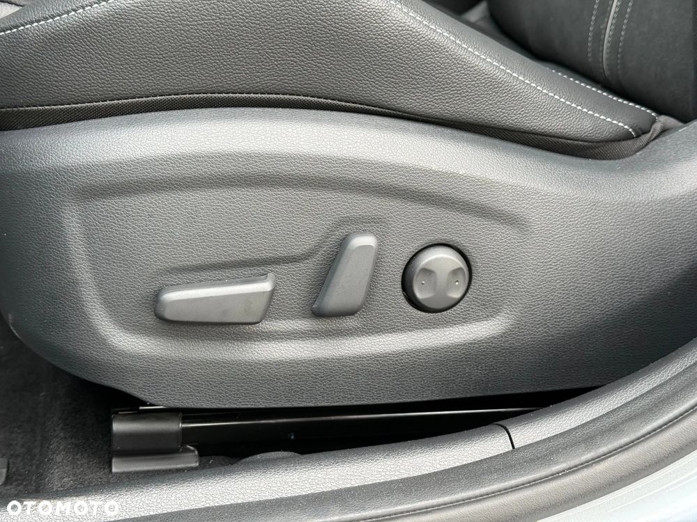 Kia XCeed 1.6 T-GDI GT-Line DCT - 3