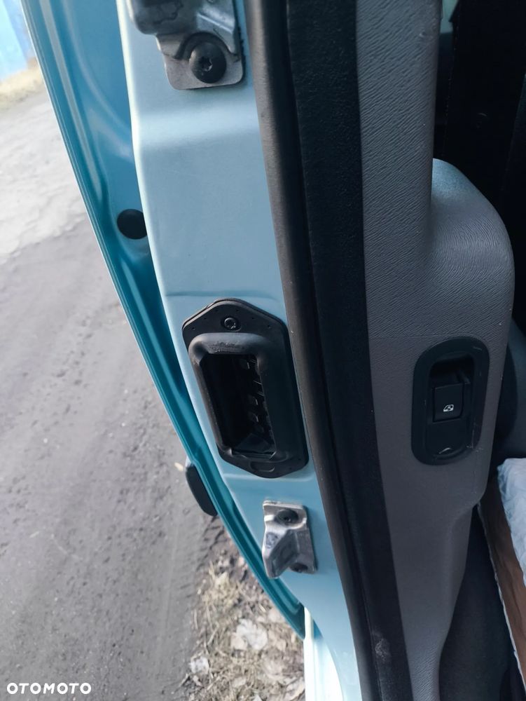 Renault Kangoo 1.6 16V 105 Privilege - 25