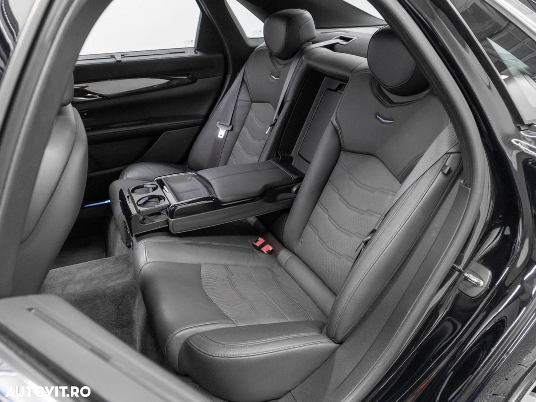 Cadillac CT6 - 29