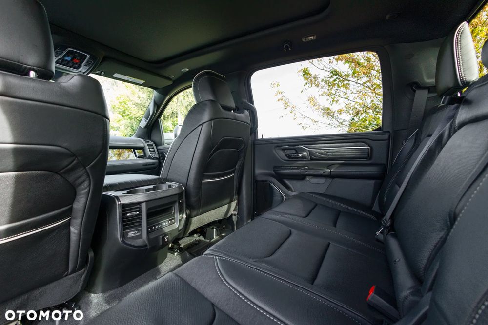 RAM 1500 5.7 Crew Cab Limited - 28