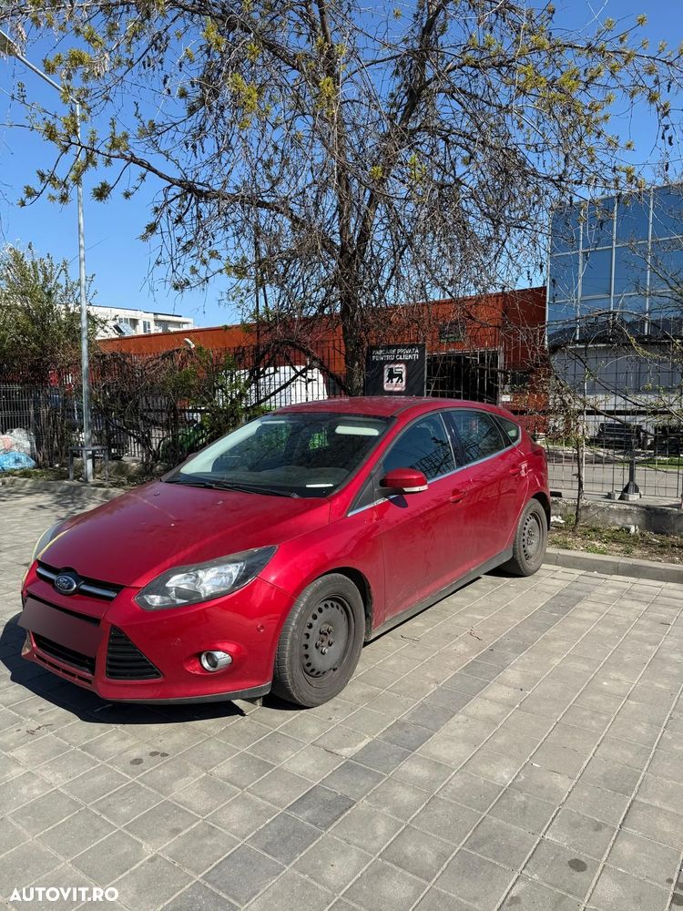 Ford Focus - 12