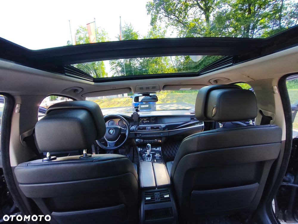 BMW Seria 5 525d - 6