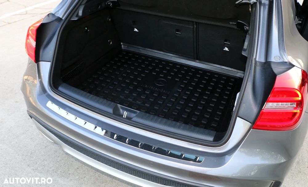 Mercedes-Benz GLA 220 CDI 4MATIC 7G-DCT AMG Line - 33