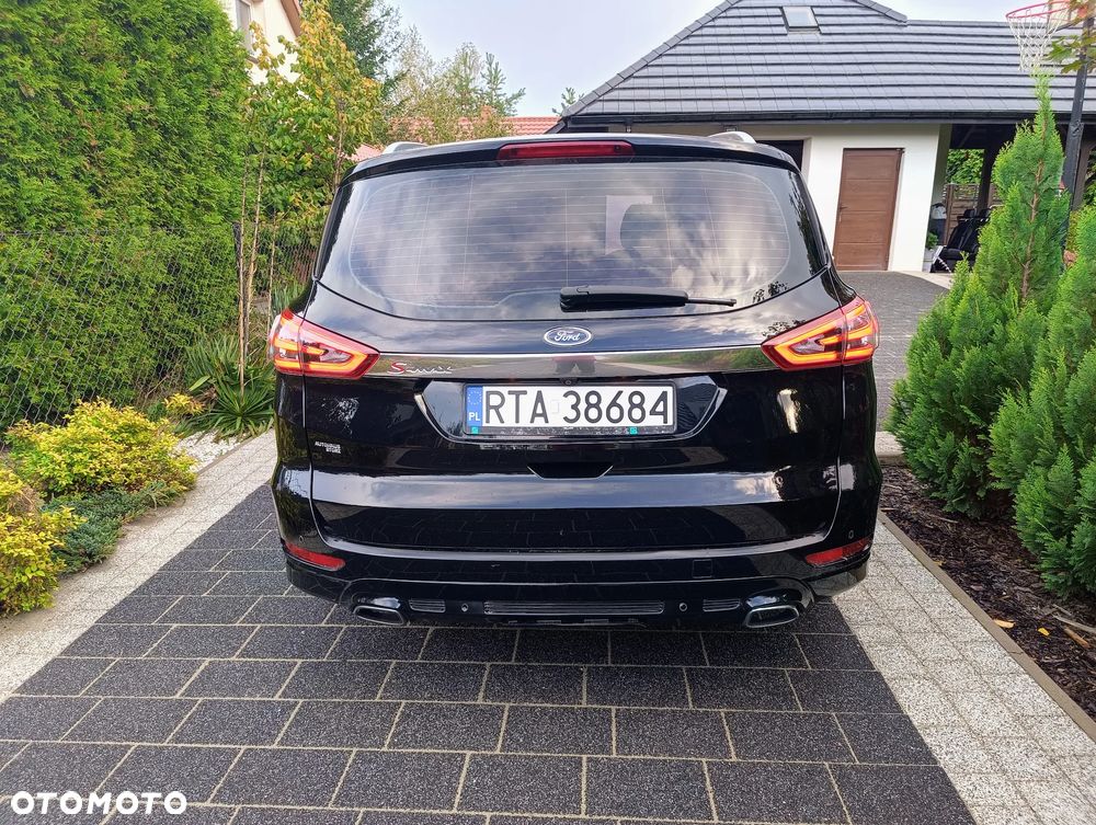 Ford S-Max 2.0 TDCi Titanium PowerShift - 2