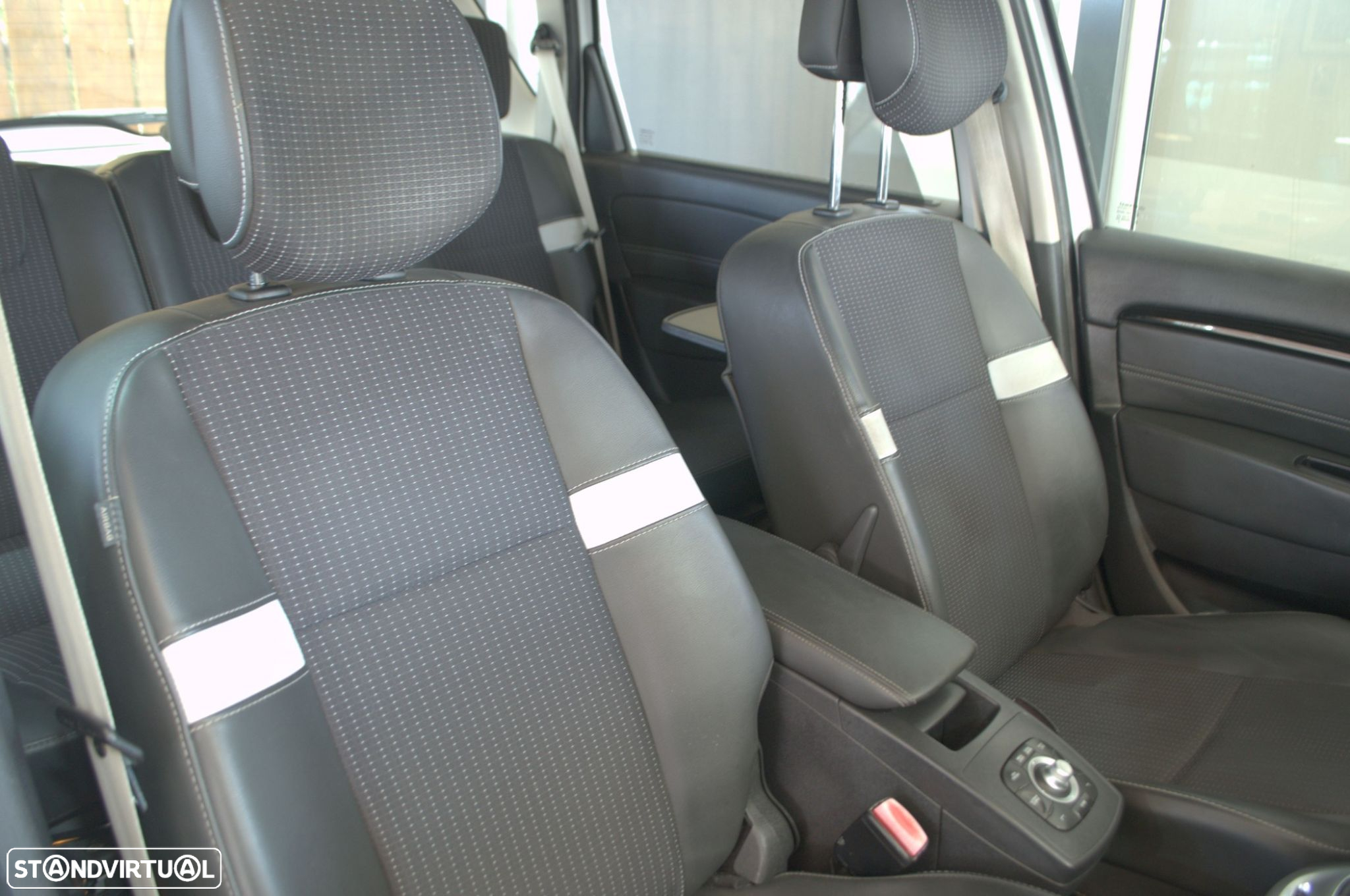 Renault Scénic 1.5 dCi Bose Edtion SS - 12