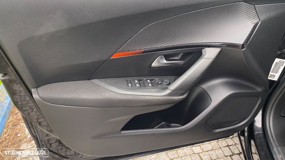 Peugeot 2008 1.5 BlueHDi Active Pack - 18