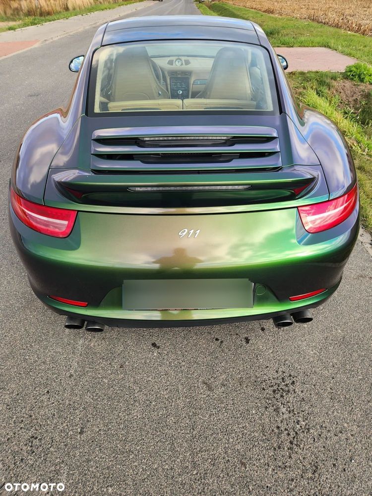 Porsche 911 Carrera S - 5