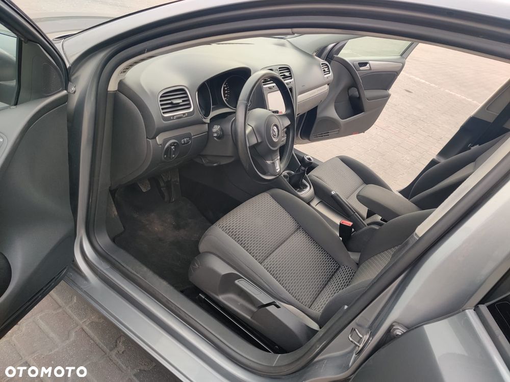 Volkswagen Golf 2.0 TDI DPF Comfortline - 24