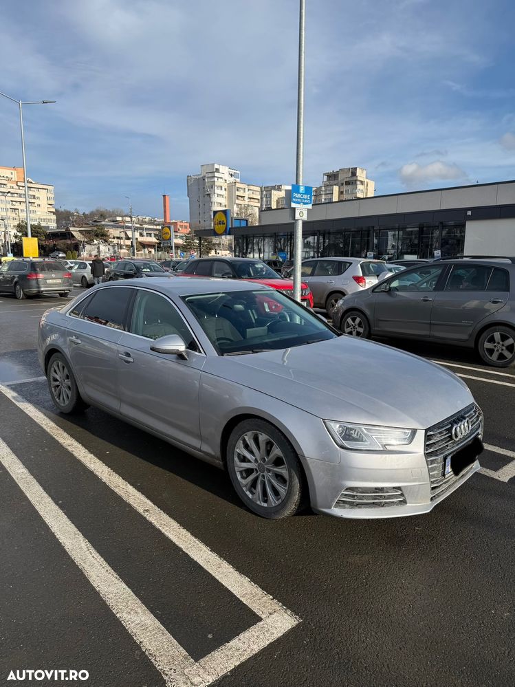 Audi A4 2.0 TDI ultra S tronic sport - 2