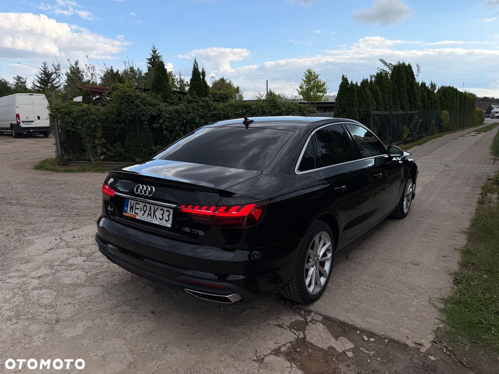 Audi A4 Limousine - 1