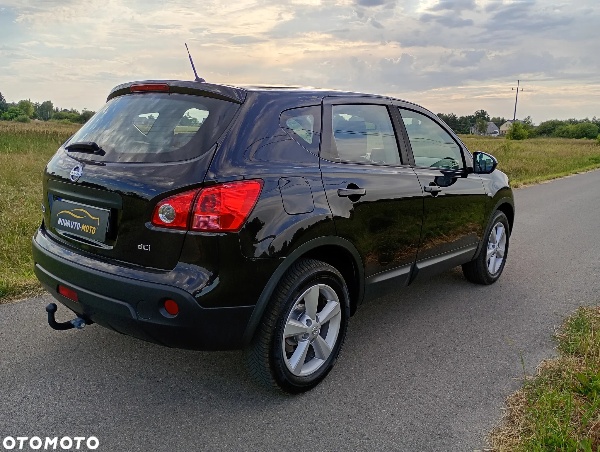 Nissan Qashqai 2.0 dCi 4x4 Tekna Premium - 4