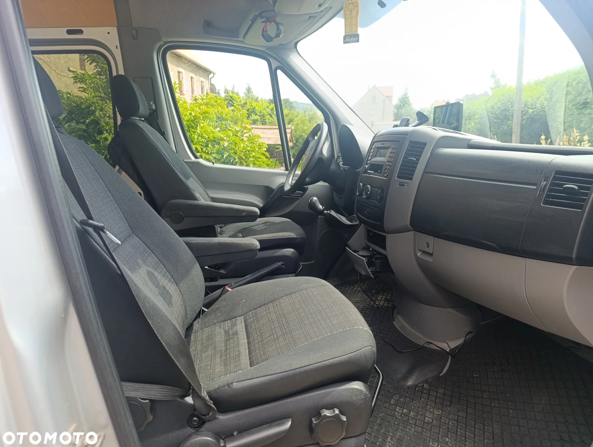Mercedes-Benz Sprinter - 5