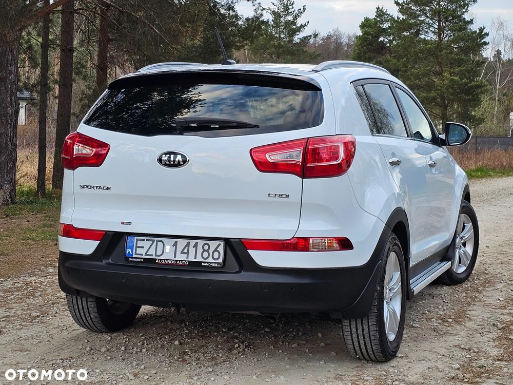 Kia Sportage 2,0 CRDI AWD Dream-Team Edition - 11