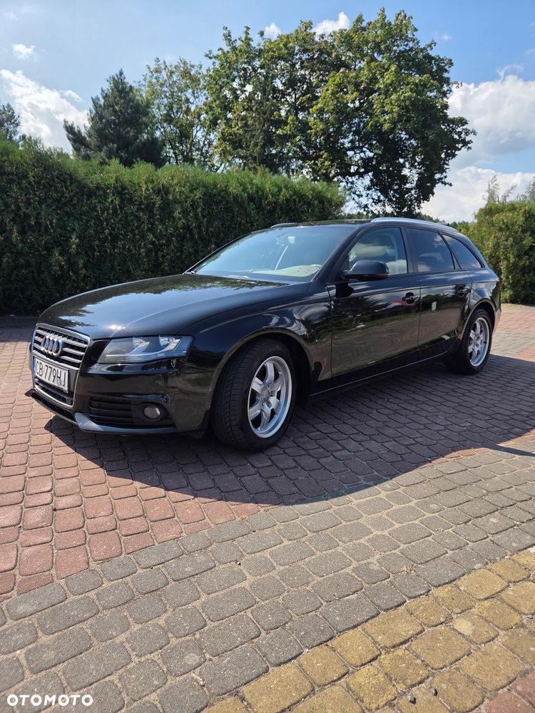Audi A4 Avant - 1