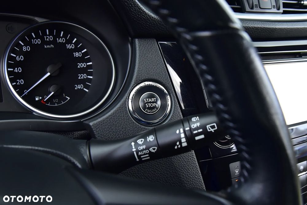 Nissan Qashqai 1.6 DIG-T TEKNA+ - 31