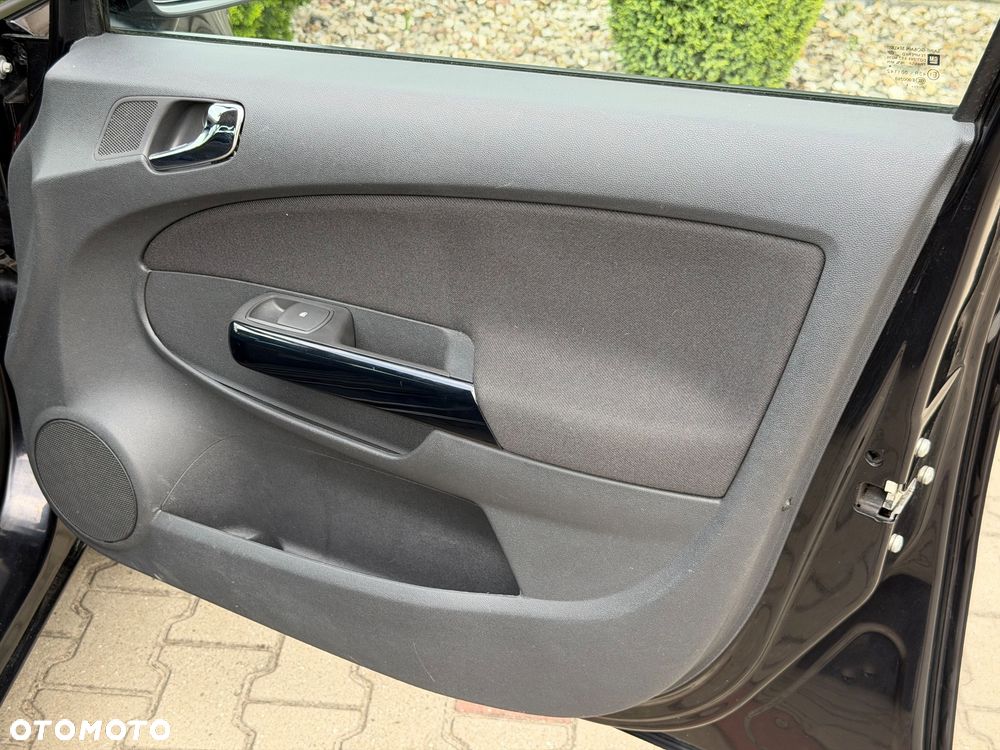 Opel Corsa 1.4 16V Navi - 29
