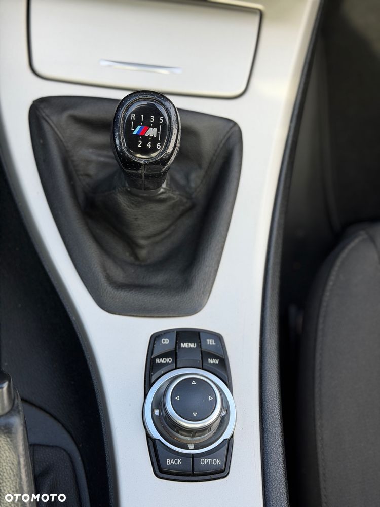 BMW Seria 3 320d - 30