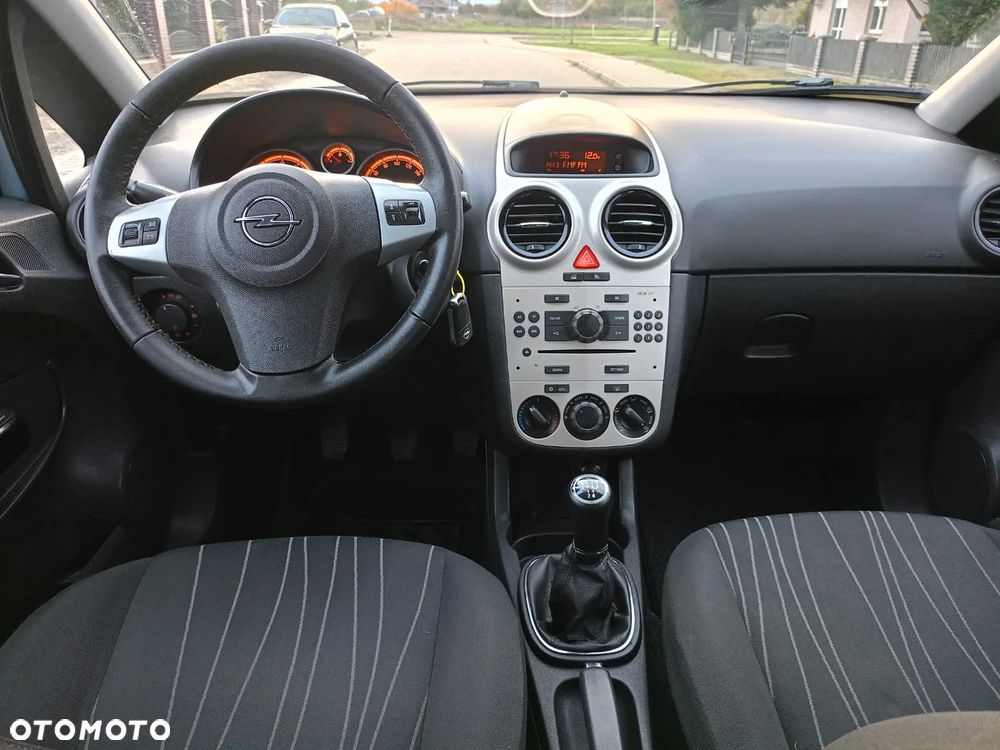 Opel Corsa - 10