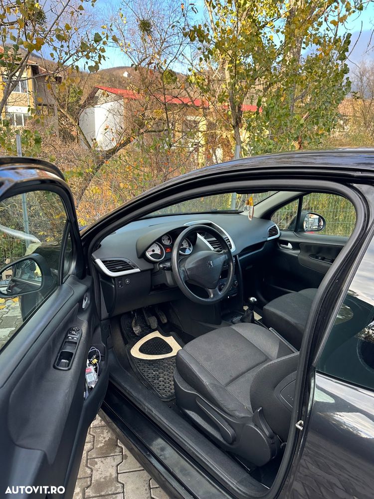 Peugeot 207 1.4E Trendy - 5