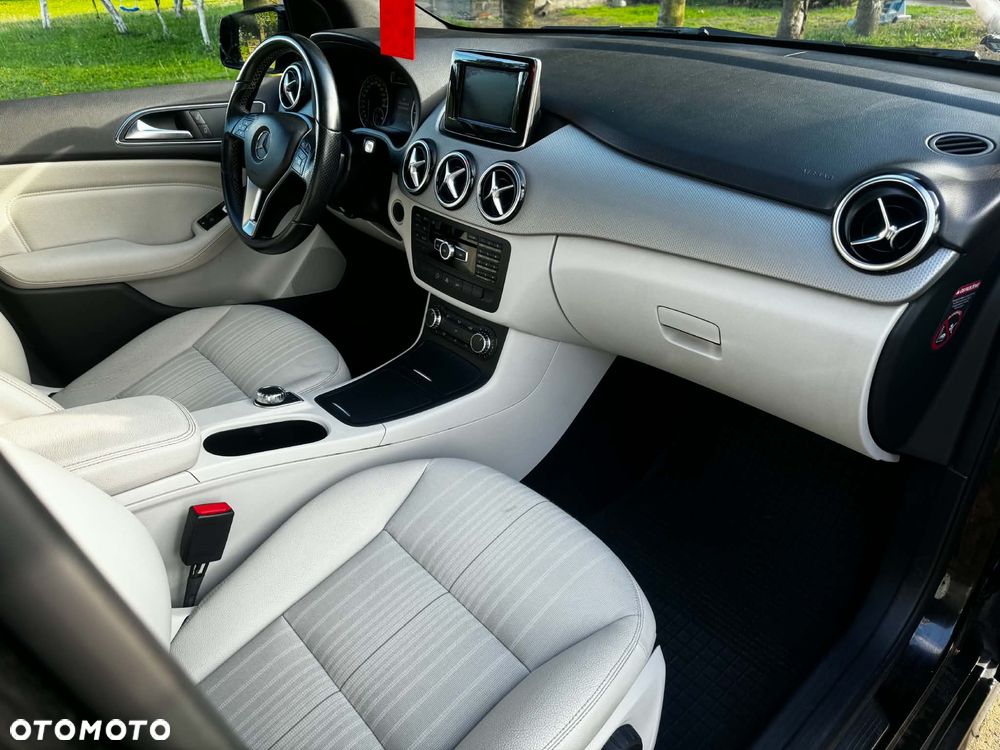Mercedes-Benz Klasa B 180 (CDI) d 7G-DCT - 16