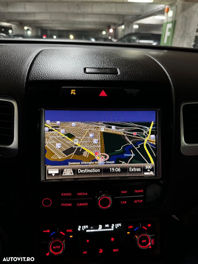 Volkswagen Touareg 3.0 V6 TDI BMT - 10