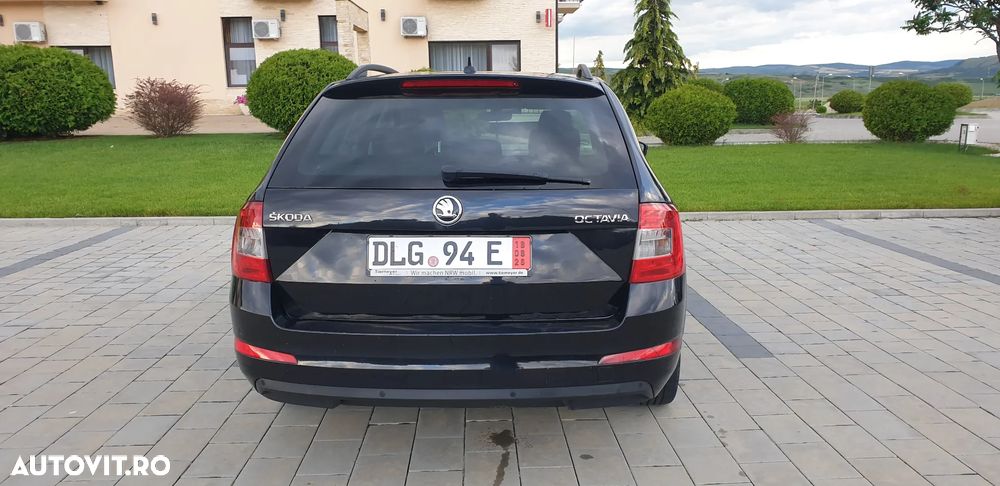 Skoda Octavia 2.0 TDI (Green tec) DSG Style - 6
