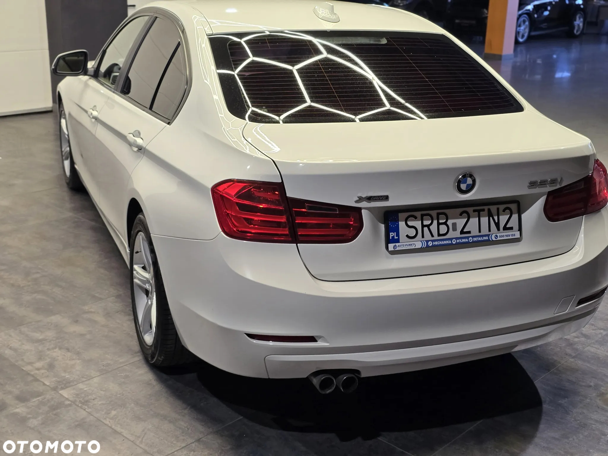 BMW Seria 3 328i xDrive - 19