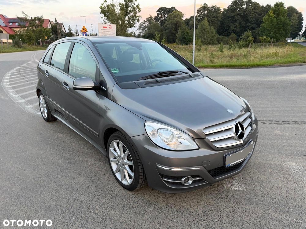 Mercedes-Benz Klasa B - 1