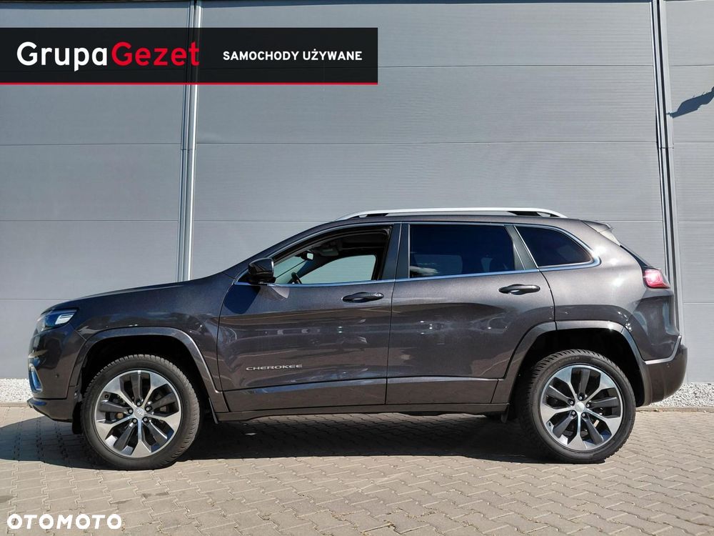 Jeep Cherokee - 22