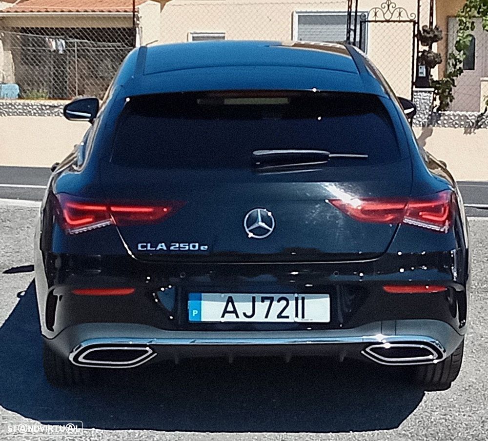 Mercedes-Benz CLA 250 e Shooting Brake AMG Line - 5