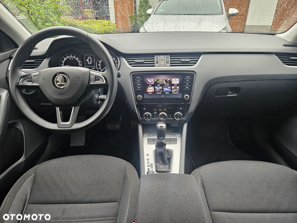 Skoda Octavia 2.0 TDI Ambition DSG - 11