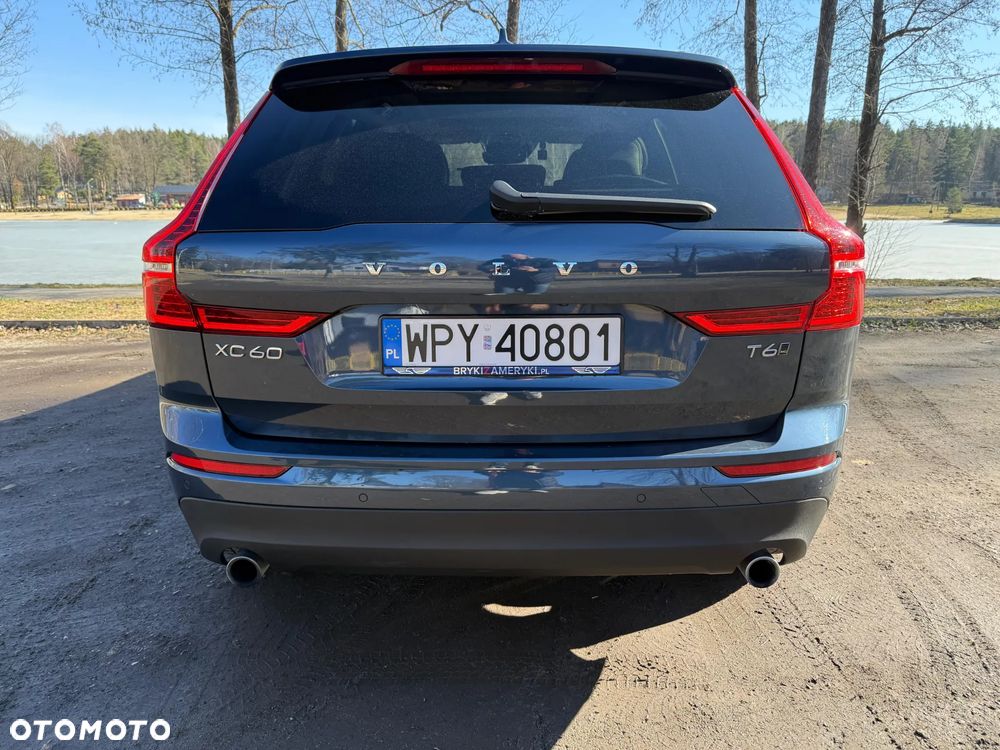 Volvo XC 60 T6 AWD Geartronic Momentum Pro - 34